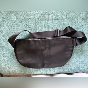 CALIA by Carrie Underwood Black Crossbody Bum Bag Vegan Leather